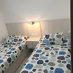 Appartement First Line