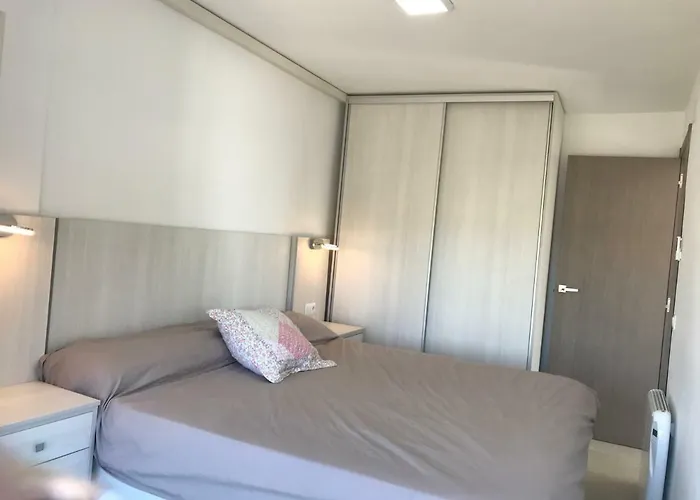 First Line Apartamento *